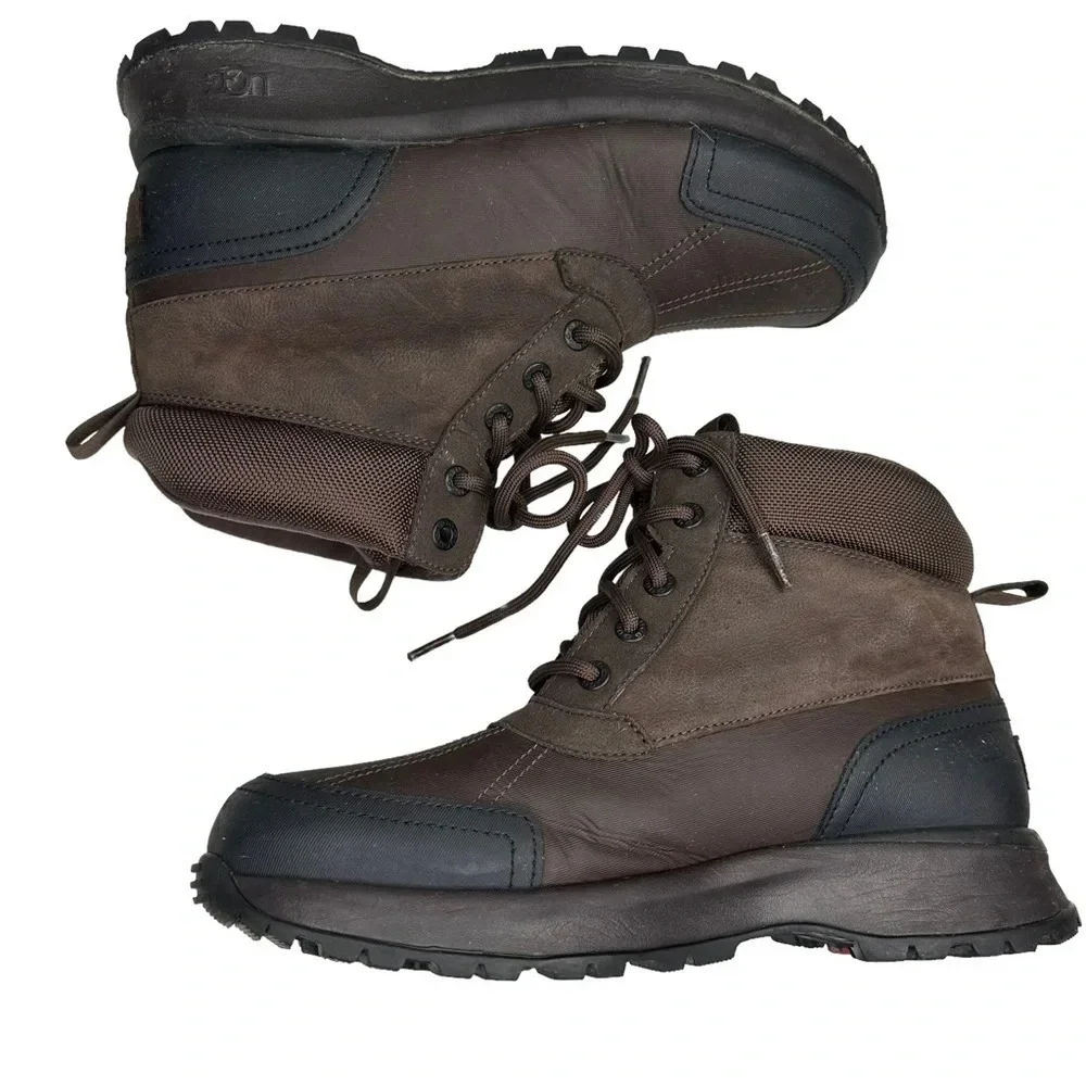 UGG Men's Emmett Cold Weather Duck Boots in Stout. Sz: 8
